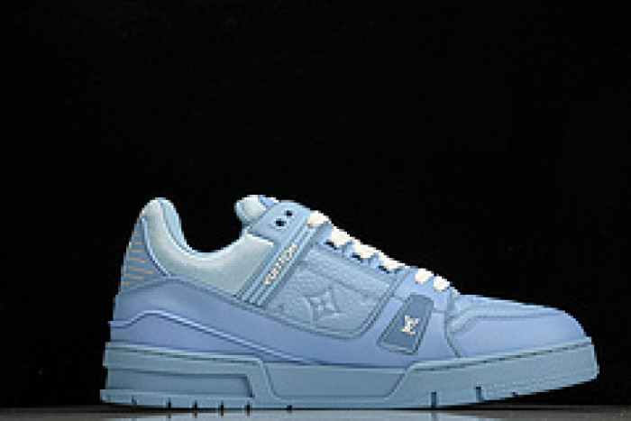 LV SNEAKER LOW  10301