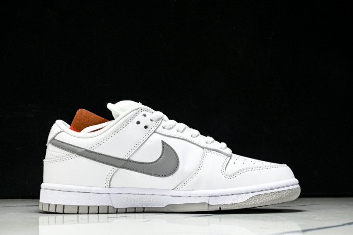 Nike SB Dunk Low Supreme 94 White Metallic Silver  HQ8487-100