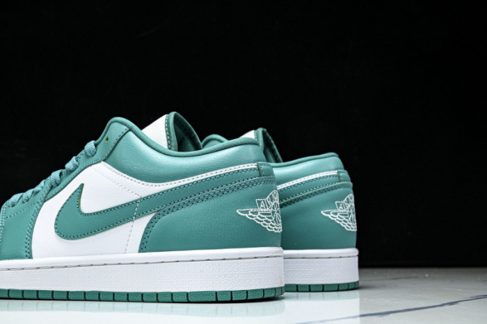 Air Jordan 1 Low  DC0774-132