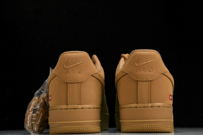 Supreme x Nike Air Force 1  “Flax” DN1555-200