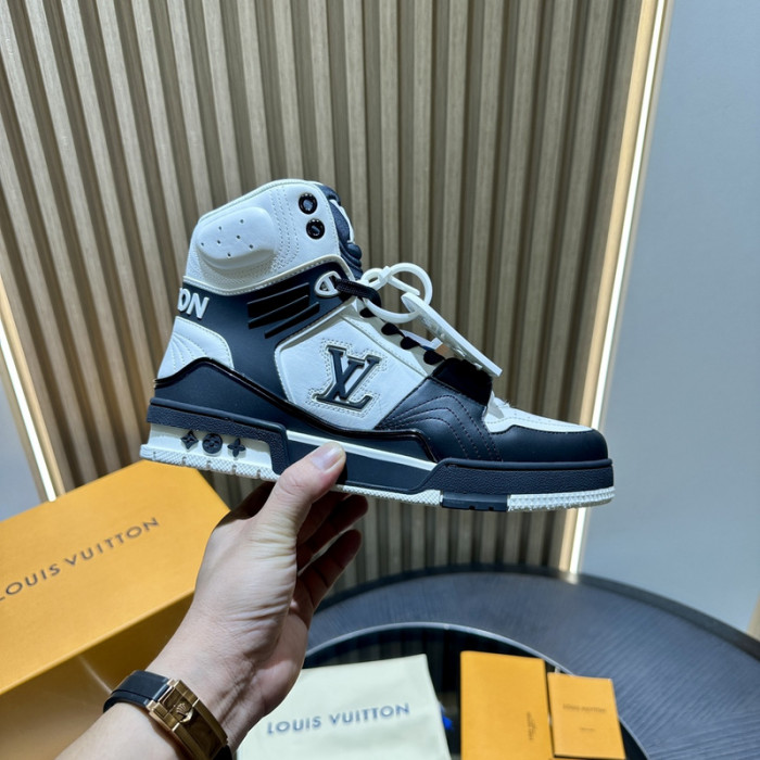 LV SNEAKER LOW FOR-LV197