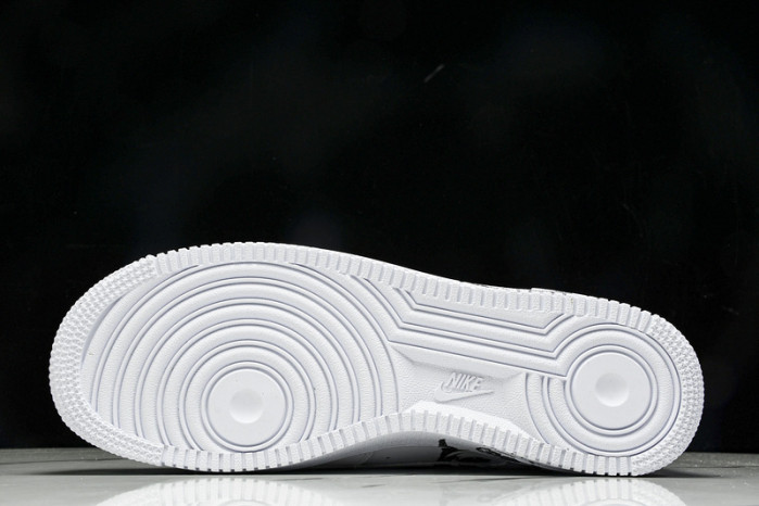 Nike Air Force 1 Low Supreme Comme des Garcons Shirt  923044-100