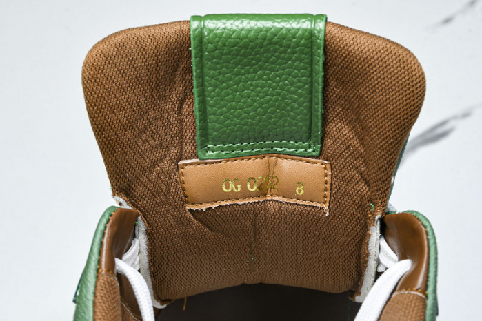 LV SNEAKER LOW FOR-LV230