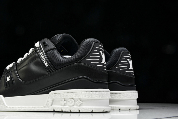 LV SNEAKER LOW FOR-LV212