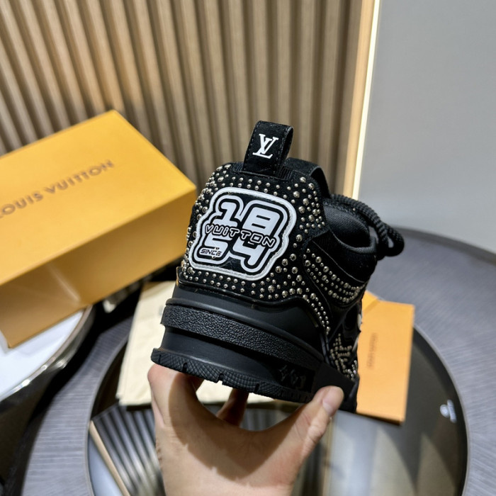 LV SNEAKER LOW FOR-LV180