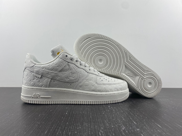 Nike Air Force 1 LV 052801