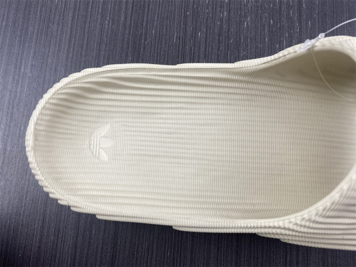 Adidas new colleettion 660211