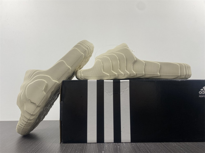 Adidas new colleettion 660211