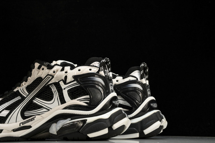 BLCG RUNNER   W3RY-0120