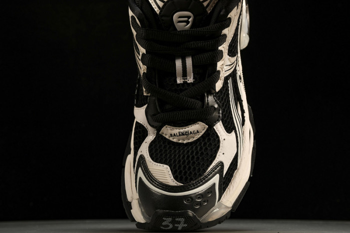 BLCG RUNNER   W3RY-0120