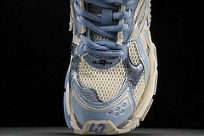 BLCG RUNNER   W3RB2-9744