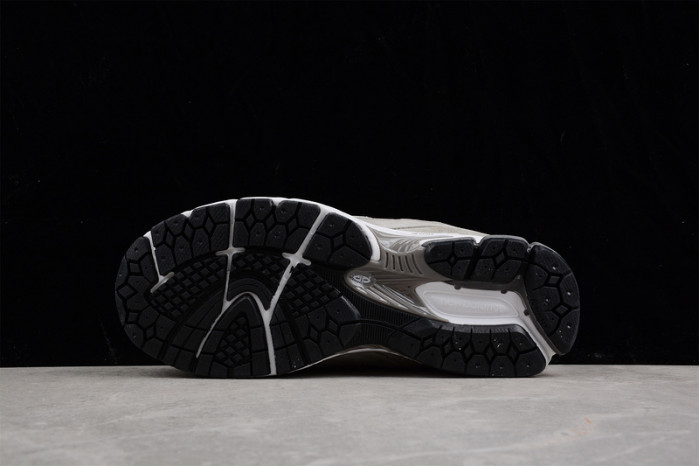 New* Balance WL2002 ML2002RV