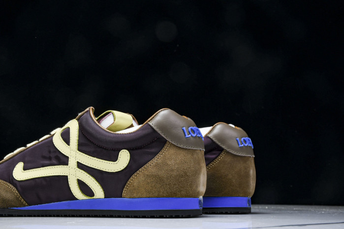 L*0ewe Ballet Runner  LW-FOR12