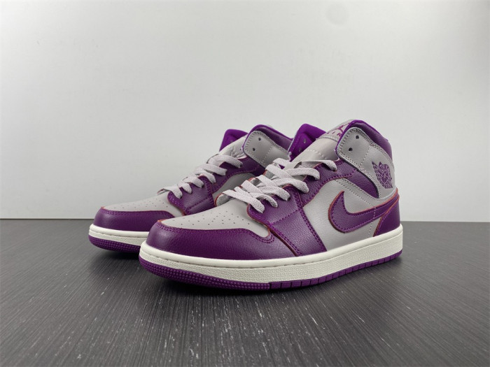 Air Jordan 1 Mid SBQ6472-501