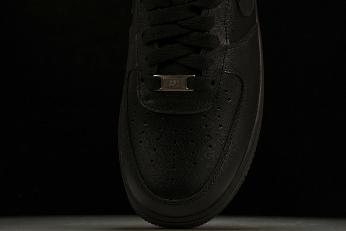 Nike Air Force 1 Low LE Triple black CW2288-001
