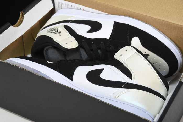 Air Jordan 1 Mid SE“Diamond Shorts” DH6933-100