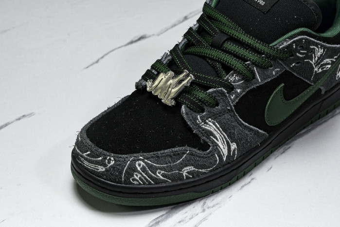 THERE SKATEBOARDS X NIKE SB DUNK LOW HF7743-001