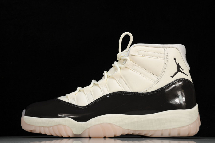Air Jordan 11 WMNS “Neapolitan  AR0715-101
