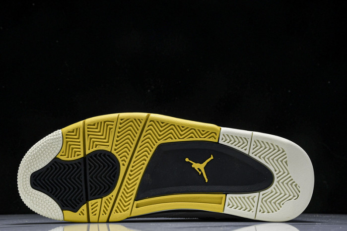 Air Jordan 4 WMNS “VividSulfur”  AQ9129-101