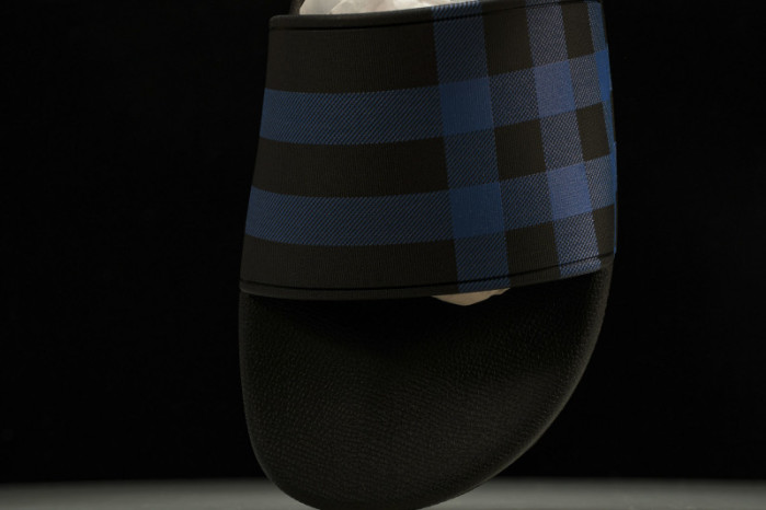 BURBERRY Slide