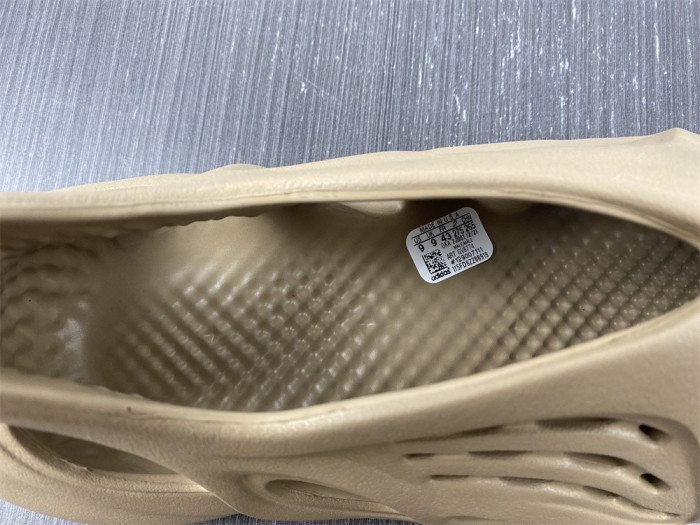 Yeezy Foam Runner  GY6774