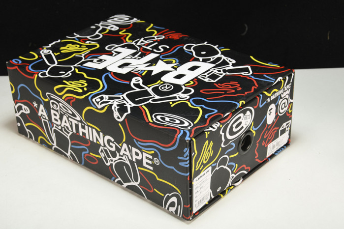 A B*THING APE  YEE-032