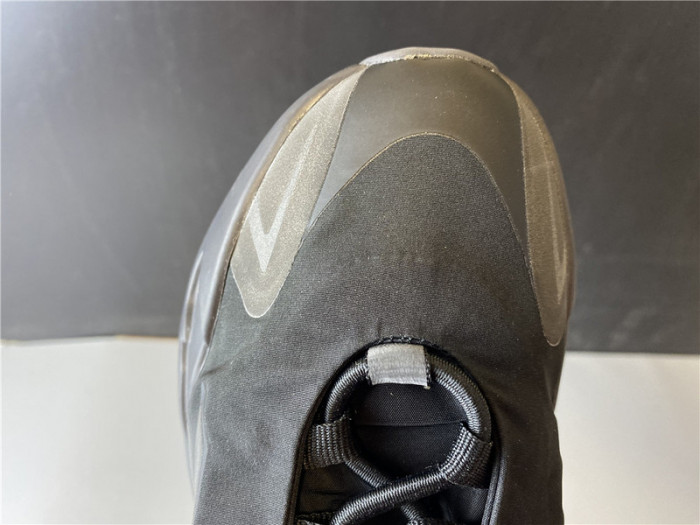 ADIDAS YEEZY BOOST 700 MNVN TRIPLE BLACK - FV4440