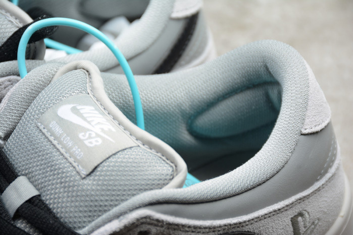 Travis Scott x PlayStation x NK SB Dunk Low BQ6817 101