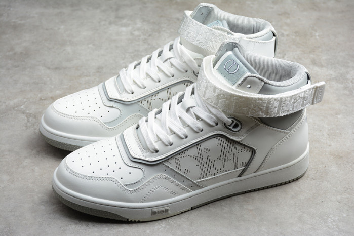 D10R B27 High Top Sneaker